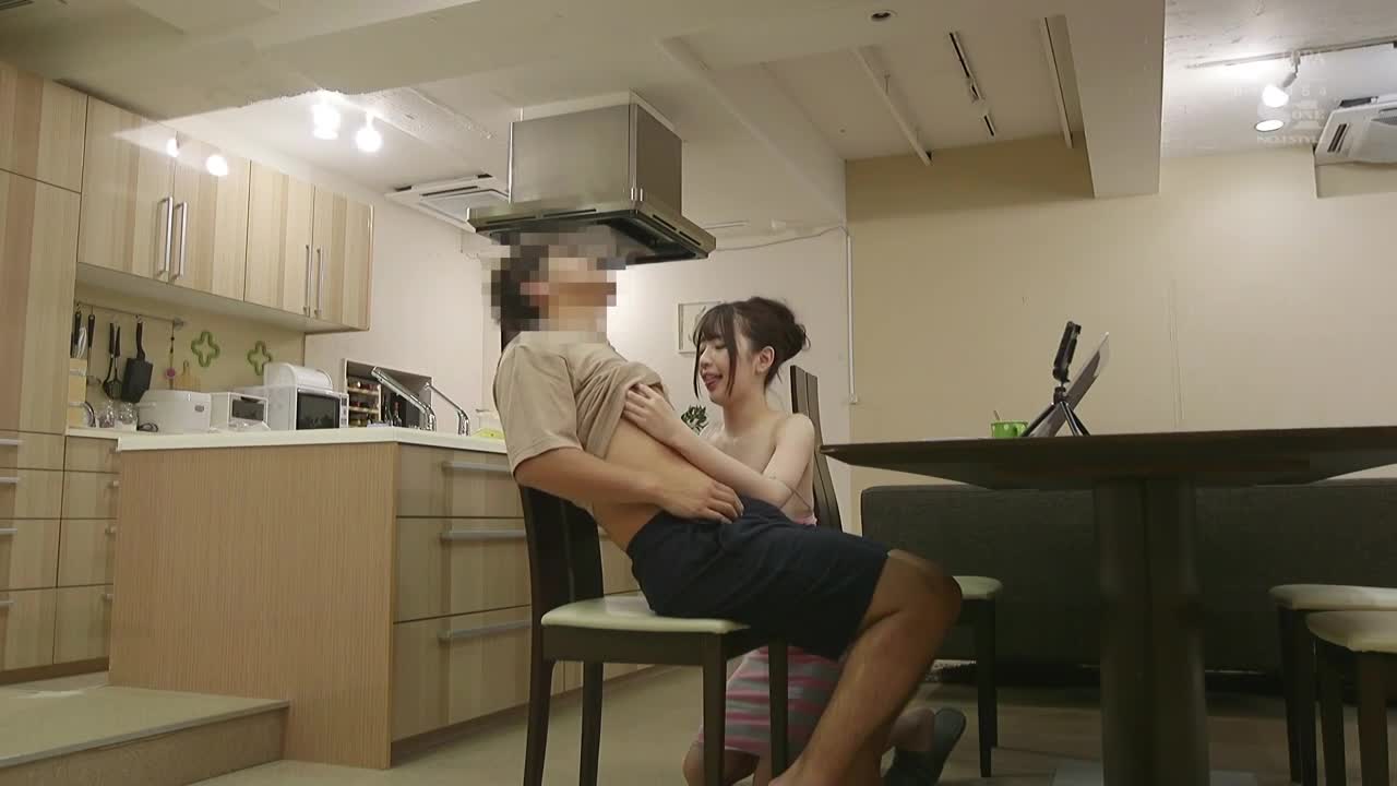 Dongyun Meiling rushed to M&#039;s house. Impromptu sex girl&#039;s G tits little devil beautiful girl records seven shots a day - AV大平台-Chinese Subtitles, Adult Films, AV, China, Online Streaming