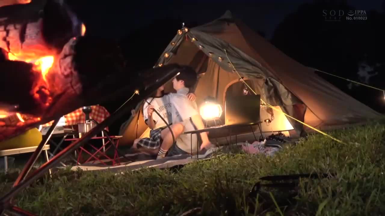 Secret sex to orgasm in a tent or car next to a campsite, our bushy 1 night 2 day trip - AV大平台-Chinese Subtitles, Adult Films, AV, China, Online Streaming