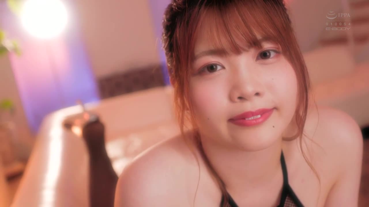 The super gentle hot girl in Beijing actually has H tits when she takes off. AV Debut - New Mountain Chika - AV大平台-Chinese Subtitles, Adult Films, AV, China, Online Streaming