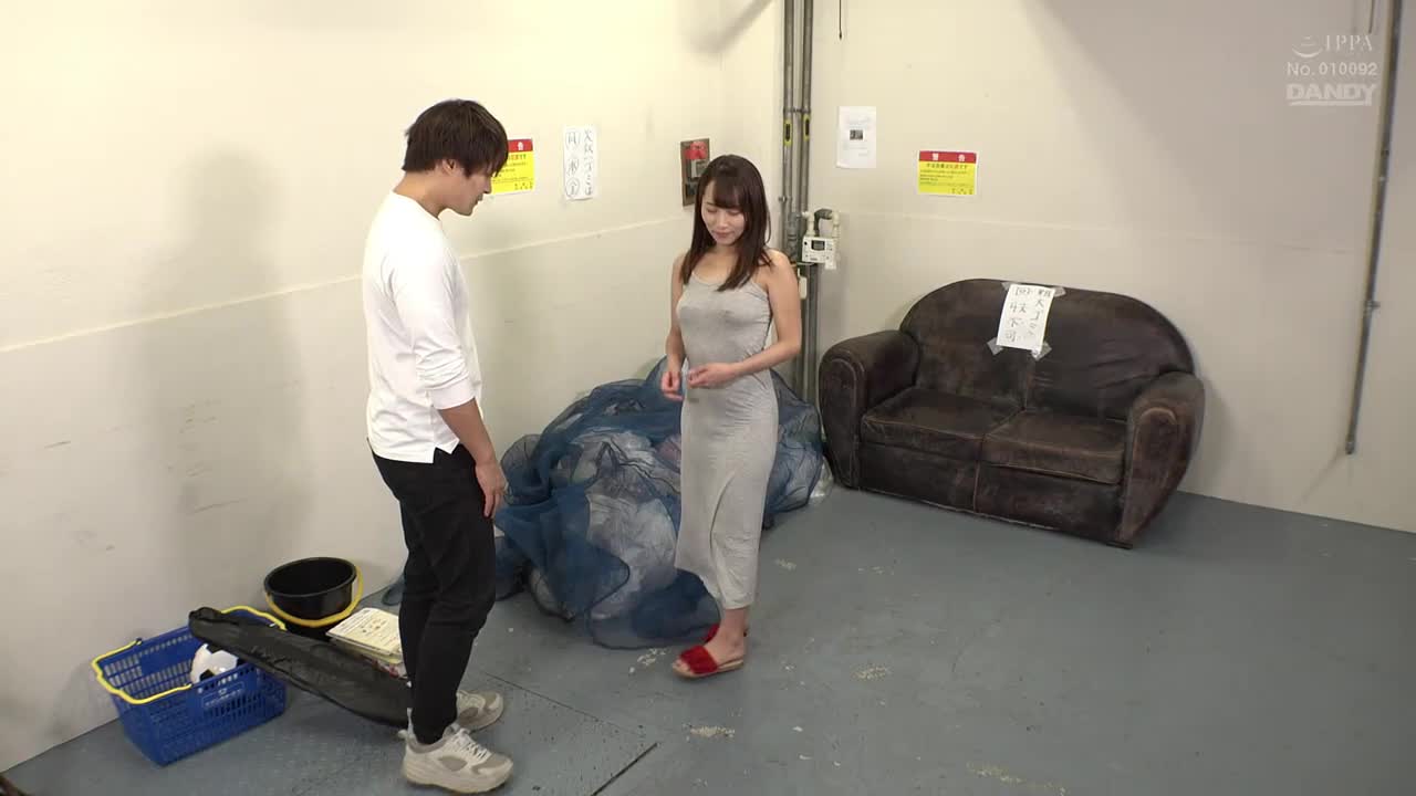 Alone with Mistress in Tight See-Through Dress at Dumpster! Unconsciously seductive beautiful buttocks can see through the panties, it is too erotic to insert on the spot. VOL.3 Married wife who is di... - AV大平台-Chinese Subtitles, Adult Films, AV, China, Online Streaming