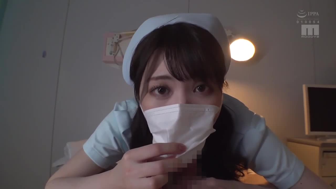 Drooling nurse kisses, fucks, plays with lesbians - AV大平台-Chinese Subtitles, Adult Films, AV, China, Online Streaming