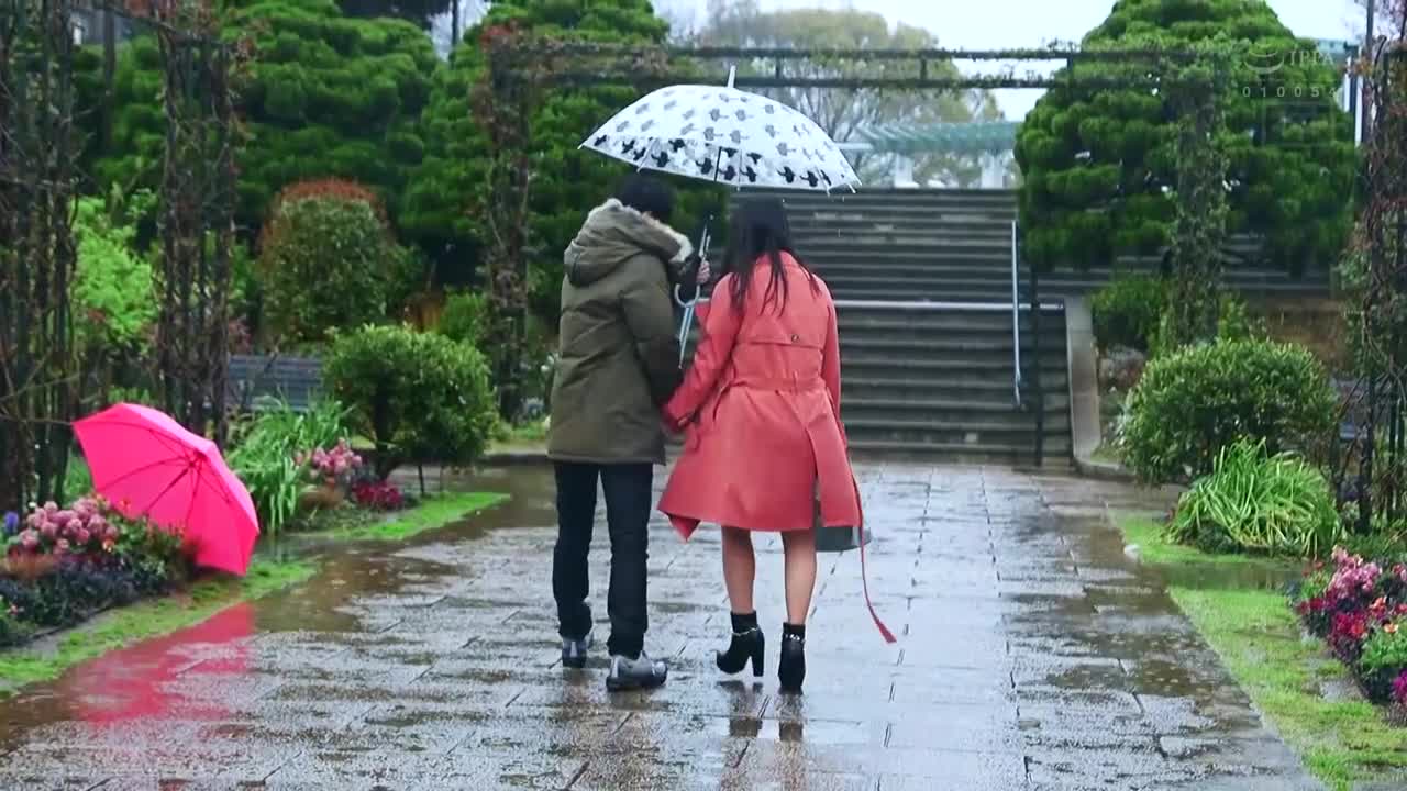 The rainy day when I met my unforgettable ex-girlfriend again after 5 years. She is indeed the best woman! But it seems that I already have a new boyfriend... Suddenly I feel far away, so I decide to... - AV大平台-Chinese Subtitles, Adult Films, AV, China, Online Streaming