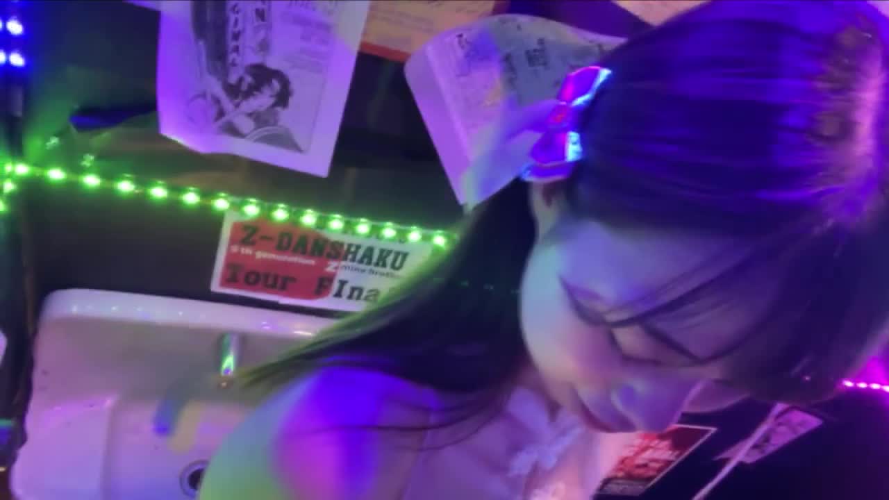 Underground Idol Extreme Cheki Party 2 - AV大平台-Chinese Subtitles, Adult Films, AV, China, Online Streaming