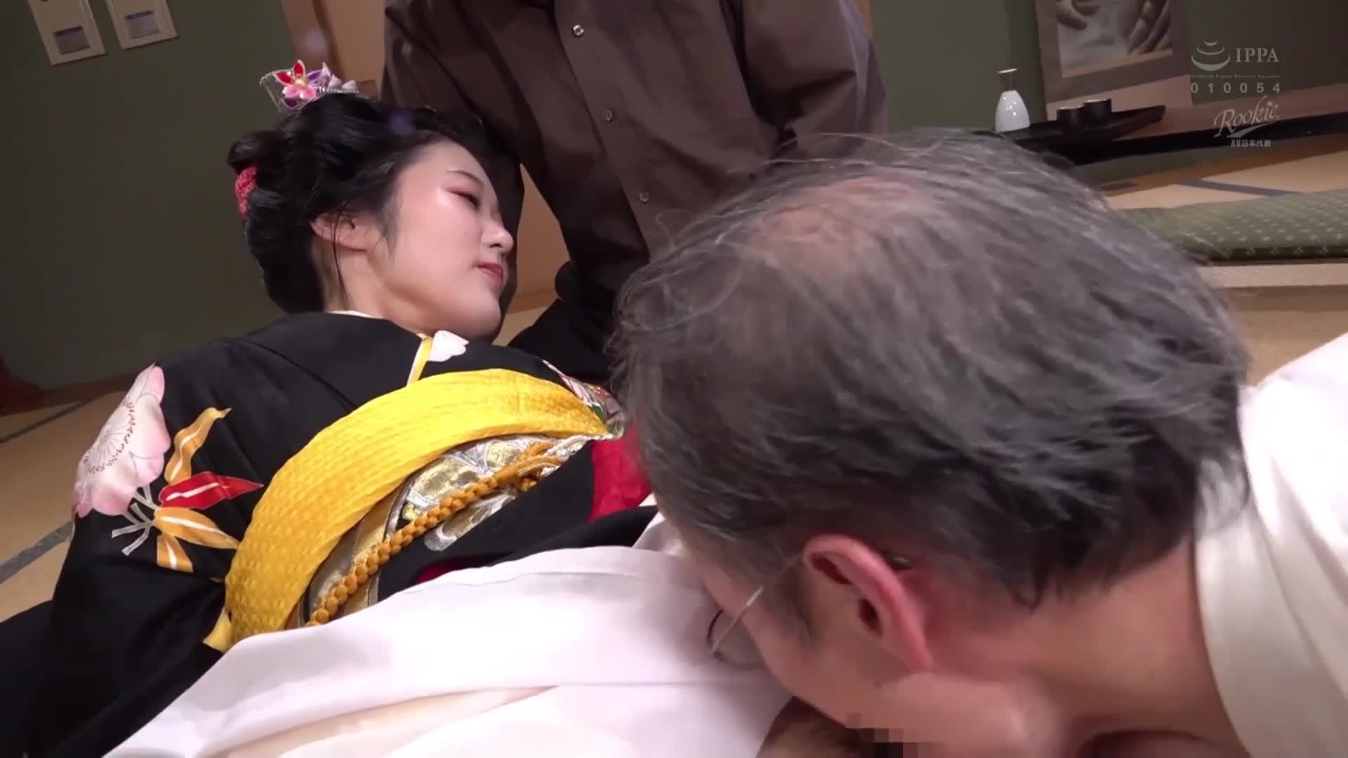 Maiko AV Debut Found in Kyoto - Reservations Flocking to the Flower District! Cute Maiko with a Smiling Face Strips Off Her Kimono and Goes Wild in the Tatami Room! Kanoko Kagawa - AV大平台-Chinese Subtitles, Adult Films, AV, China, Online Streaming