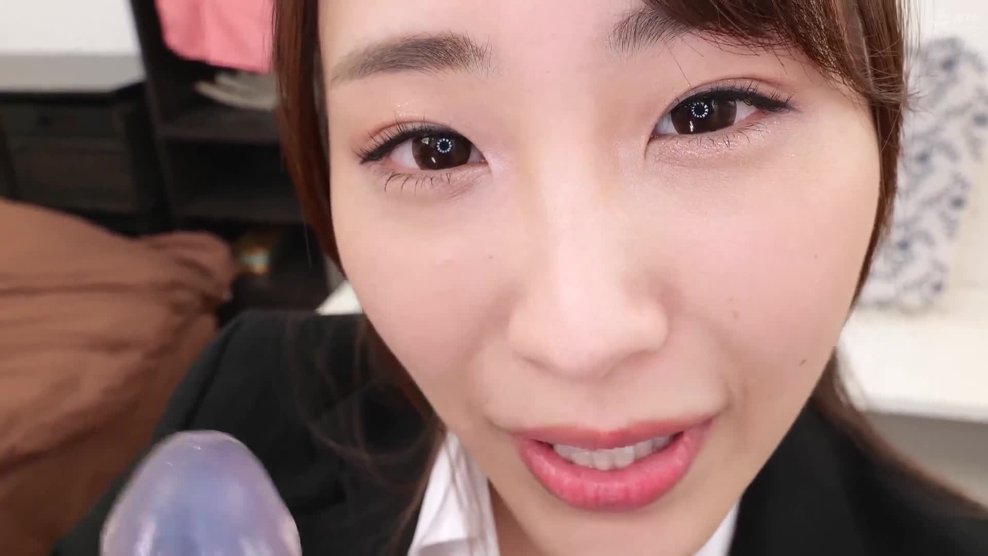 Cum with her face!! Close-up POV of her face. Living with an older girlfriend who has a Hakata accent and controls my ejaculation. Sena Kasumi - AV大平台-Chinese Subtitles, Adult Films, AV, China, Online Streaming