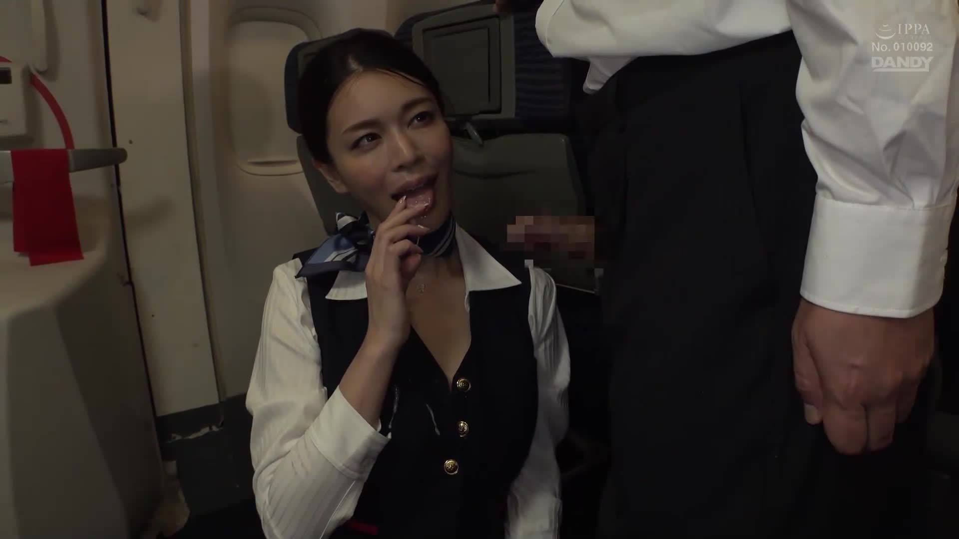 Convenient female workplace promo shots, meeting secretly in a hotel after get off work, and providing considerate in-flight service to a beautiful senior stewardess without telling her! She couldn&#039;t... - AV大平台-Chinese Subtitles, Adult Films, AV, China, Online Streaming