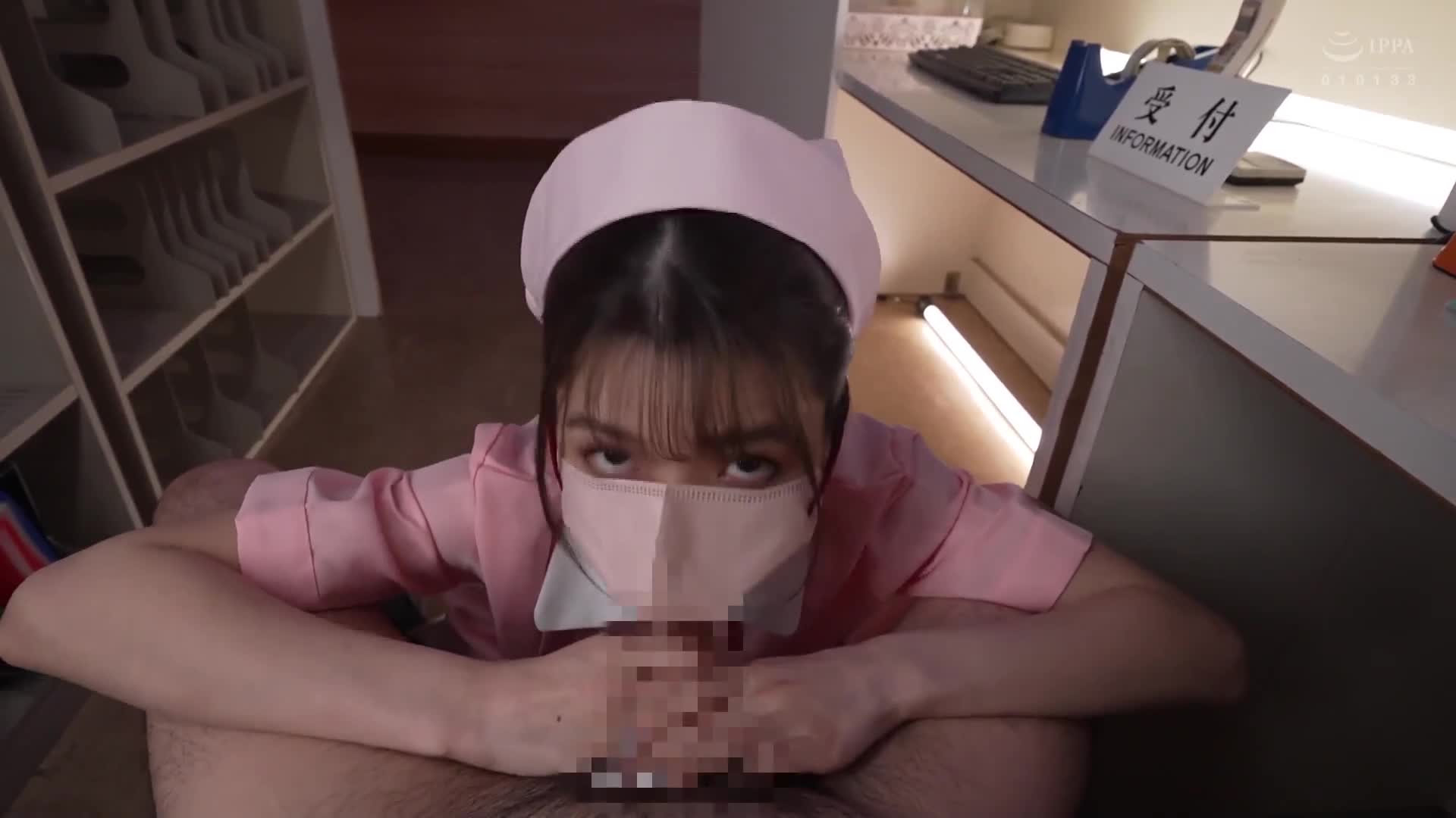 The kissing nurse wears a mask and patrols late at night, using her smelly tongue and saliva to perform tongue kissing treatment on Sumire Kuramoto - AV大平台-Chinese Subtitles, Adult Films, AV, China, Online Streaming