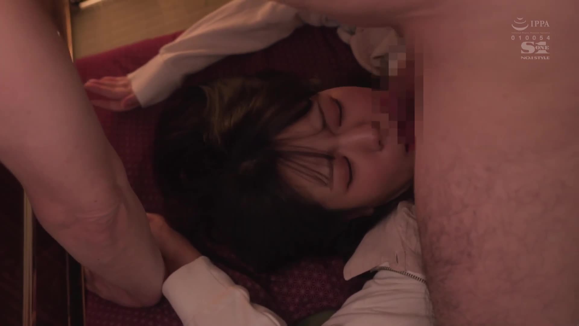 In a spacious student dormitory during the New Year holiday, there was only one female student and a middle-aged administrator... The middle-aged penis, tempted by the taboo situation, and the vagina... - AV大平台-Chinese Subtitles, Adult Films, AV, China, Online Streaming