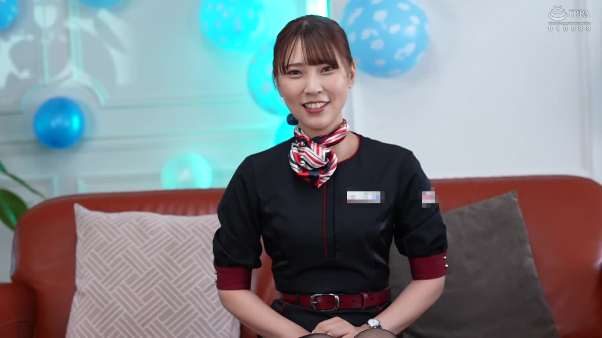 Ordinary men and women monitor AV: On the return flight, the flight attendant with beautiful legs rides on her face, causing massive incontinence and orgasm! During the interview, she continued to lic... - AV大平台-Chinese Subtitles, Adult Films, AV, China, Online Streaming