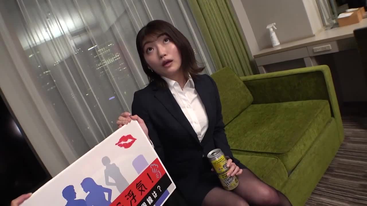 Really soft, first shot. In 2052, we meet a newly graduated office lady in Shinjuku who is inexperienced in relationships with her ex-boyfriend and she makes erotic comments such as &quot;I will not cheat... - AV大平台-Chinese Subtitles, Adult Films, AV, China, Online Streaming