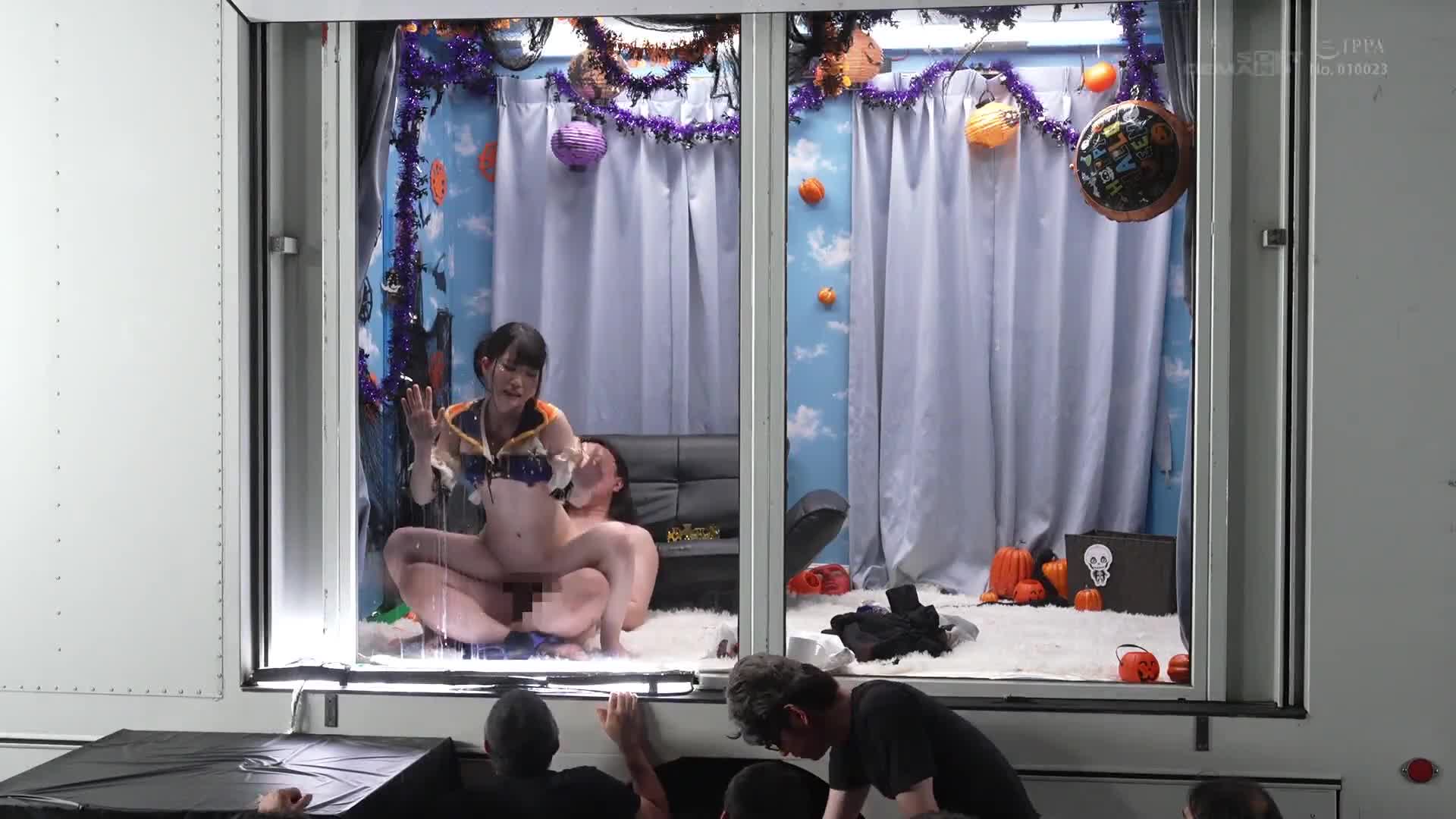 Fierce Magic Mirror Shibuya Halloween Edition &quot;Don&#039;t you want to see cosplay girl Nanako having sex in real life? She boldly showed off her super orgasm without knowing that a bunch of people were wat... - AV大平台-Chinese Subtitles, Adult Films, AV, China, Online Streaming