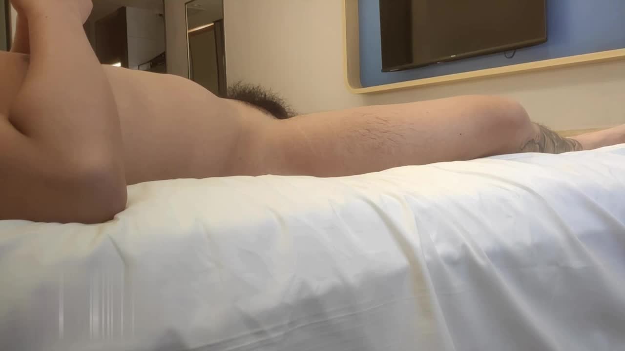 A Gang Tanhua dated a very good part-time flight attendant, with beautiful legs in black stockings, a mature lady moaning in a loli voice, and she actively shook her butt when licking her asshole - AV大平台-Chinese Subtitles, Adult Films, AV, China, Online Streaming