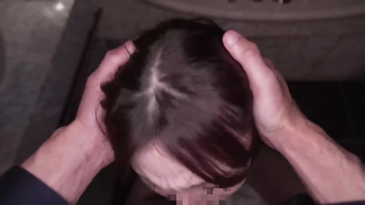 [The presence that makes people breathless] The kingly attraction, the confident beauty&#039;s face is distorted by the penis. Holding the slender waist that bounces tightly, the vagina is violently stretched. - AV大平台-Chinese Subtitles, Adult Films, AV, China, Online Streaming