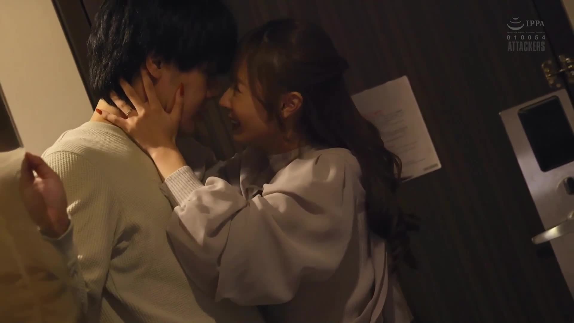 「我、要結婚了」是這樣嗎...那今晚我就不讓你睡了吧...12年來第一次和前女友在結婚前夜一直做到早晨陽光升起的我。 栗山莉緒 - AV大平台 - 中文字幕，成人影片，AV，國產，線上看