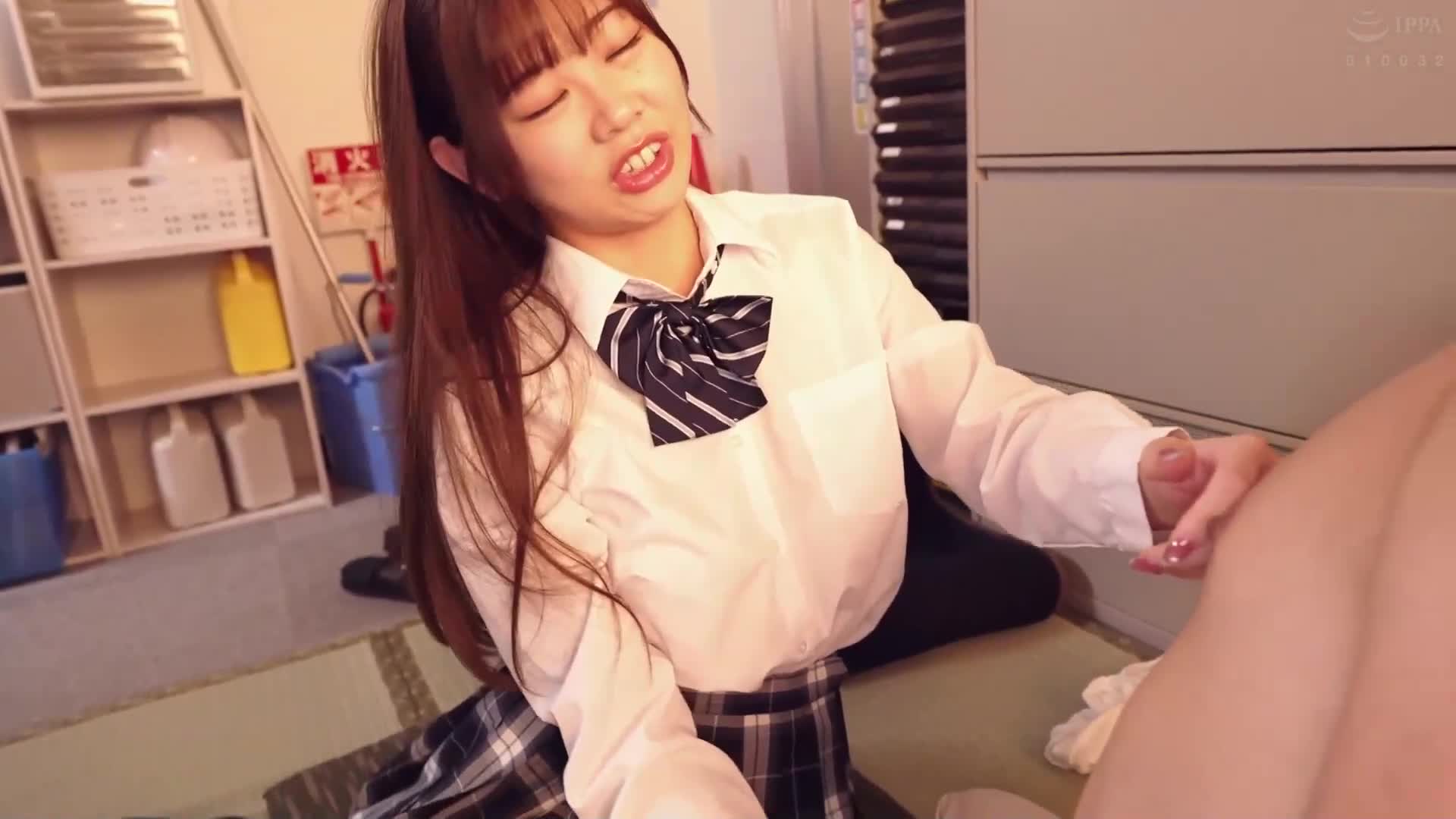 &quot;Let&#039;s have sex with an old man&quot; Janitor&#039;s job is to improve the school environment and have sex. The janitor&#039;s office has become a naughty place for girls to relieve their sexual desires with an old man&#039;s dick! - AV大平台-Chinese Subtitles, Adult Films, AV, China, Online Streaming