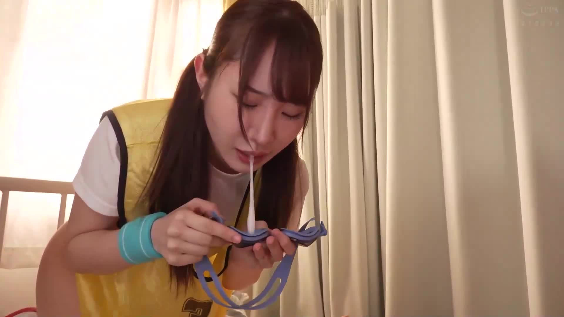 校规违反需连带负责！男生故意犯错，惩罚是让男女生裸腰露出下半身上学！我就读的超进学校校规非常严格。 - AV大平台-中文字幕,成人影片,AV,国产,线上看
