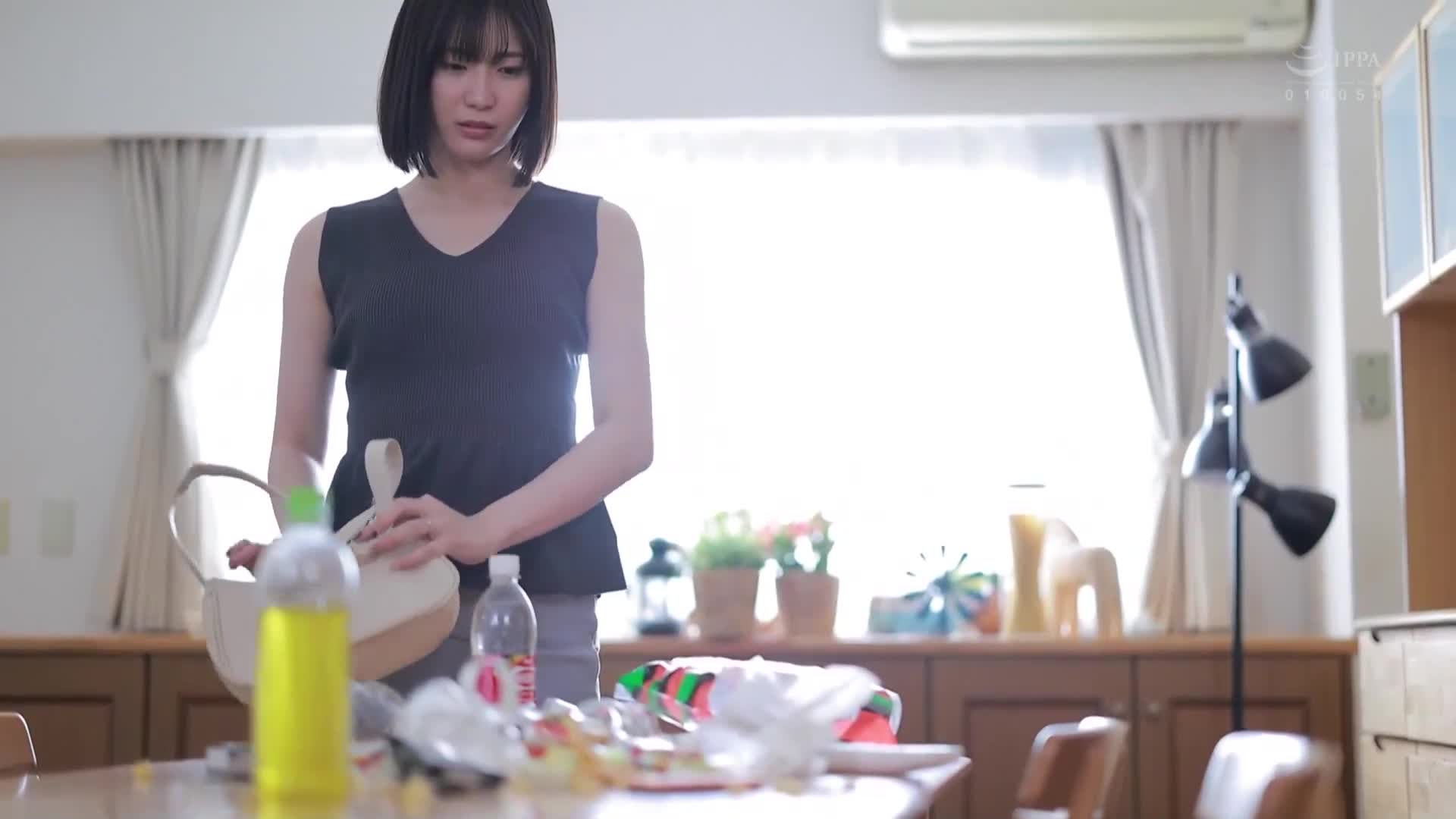 昔喜欢我的地味幼驯染，如今已进化成性感巨乳人妻，我与她生交直到满足…。美谷朱音 - AV大平台-中文字幕,成人影片,AV,国产,线上看