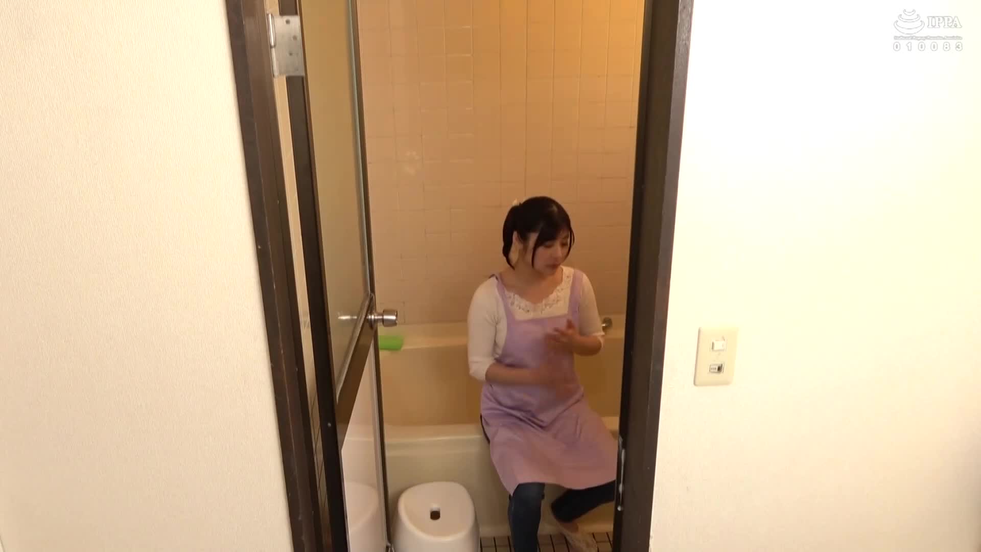 白皙巨臀的家事代行阿姨被即時插入！被大雞巴迷住的人妻第二天自行造訪，直到滿足為止多次內射 44。 似鳥日菜 - AV大平台 - 中文字幕，成人影片，AV，國產，線上看