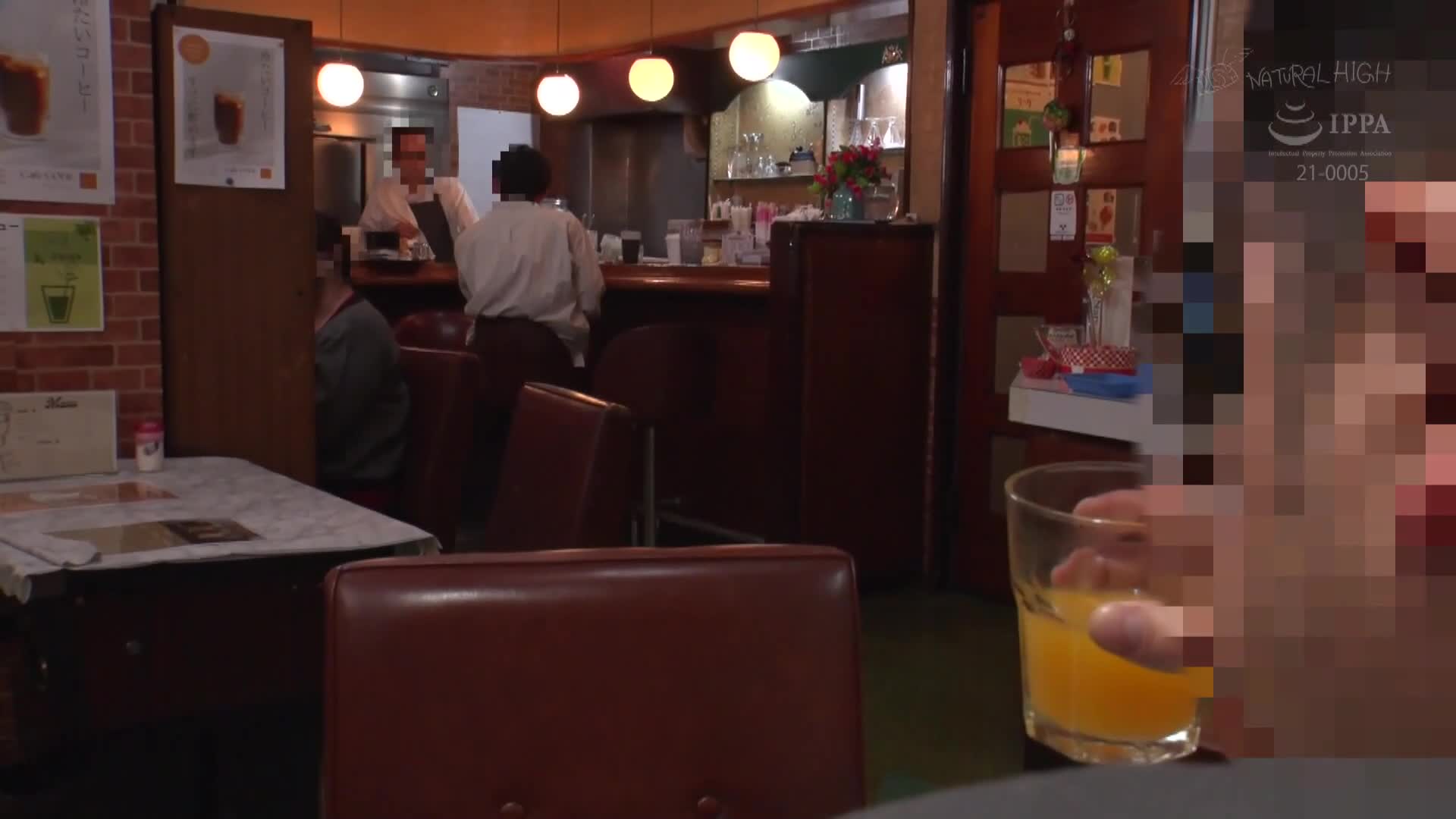 咖啡廳女孩連鎖羞恥8 在營業中的店內被調教至高潮的順從店員，利用連鎖計畫 - AV大平台 - 中文字幕，成人影片，AV，國產，線上看