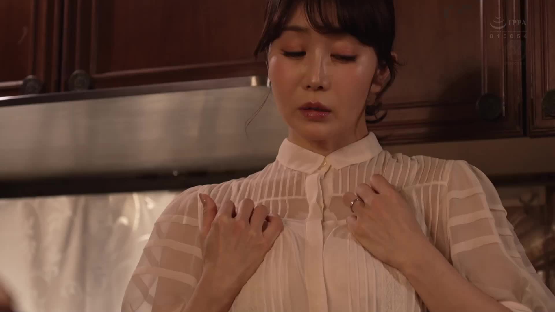 我的繼女每天都邀請她的男性朋友來輪姦我。 - AV大平台 - 中文字幕，成人影片，AV，國產，線上看