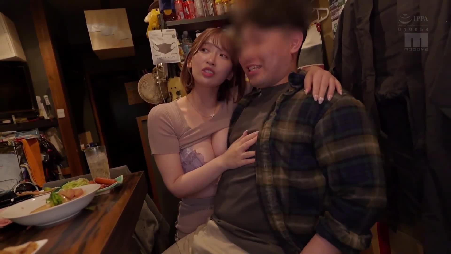 微醺的和風花街巡遊，對著虐待狂御宅男展開痴女攻勢！直到滿足為止，不放你回去。一邊喝酒一邊立即插入密切接觸25次 美園和花 - AV大平台 - 中文字幕，成人影片，AV，國產，線上看