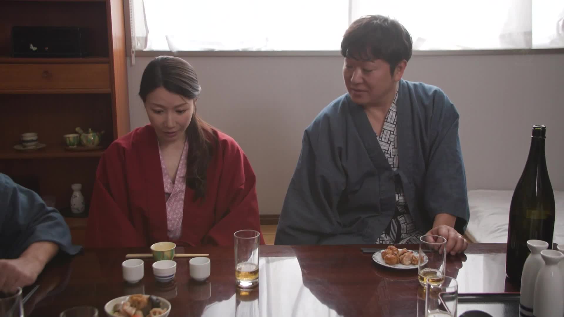 慰安旅行NTR ～性慾過剩的公司上司們對妻子進行了輪姦…～加藤綾野 - AV大平台 - 中文字幕，成人影片，AV，國產，線上看