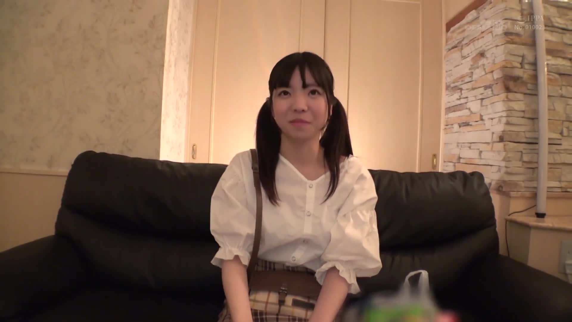 角色自慰歷史10年！？未來和性愛仍在摸索中的Baby Face × 穩重美少女。在專業人士的指導下，感受快感，大量噴潮！愛知縣名古屋市居住，18歲的佐野葉月AV首秀 - AV大平台 - 中文字幕，成人影片，AV，國產，線上看