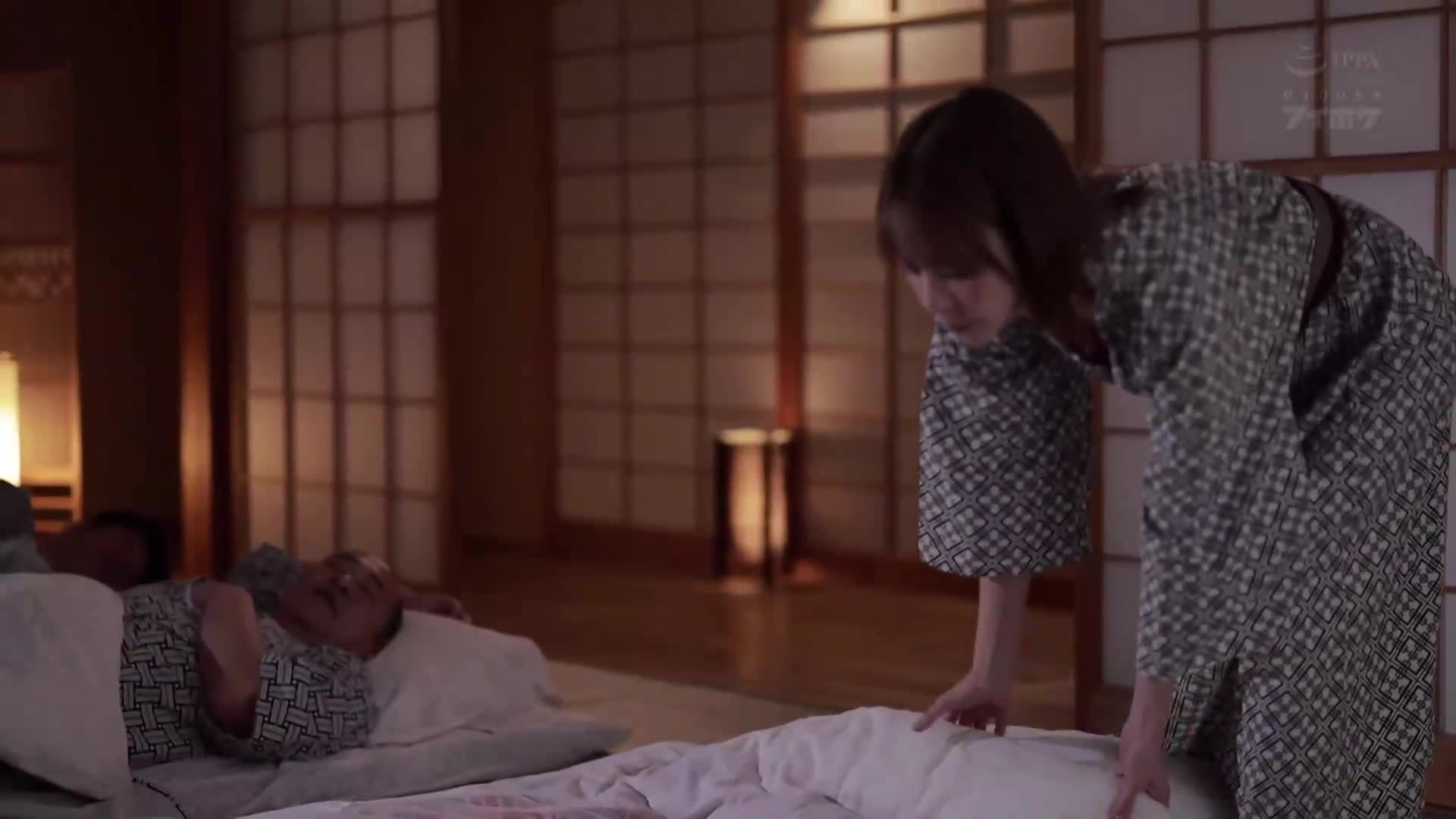 I unexpectedly ended up sharing a room at a hot spring inn with two scumbag bosses I hated...Kana Momonogi, who was covered in semen and kept being humiliated and fucked until morning, and fell into orgasm. - AV大平台-Chinese Subtitles, Adult Films, AV, China, Online Streaming