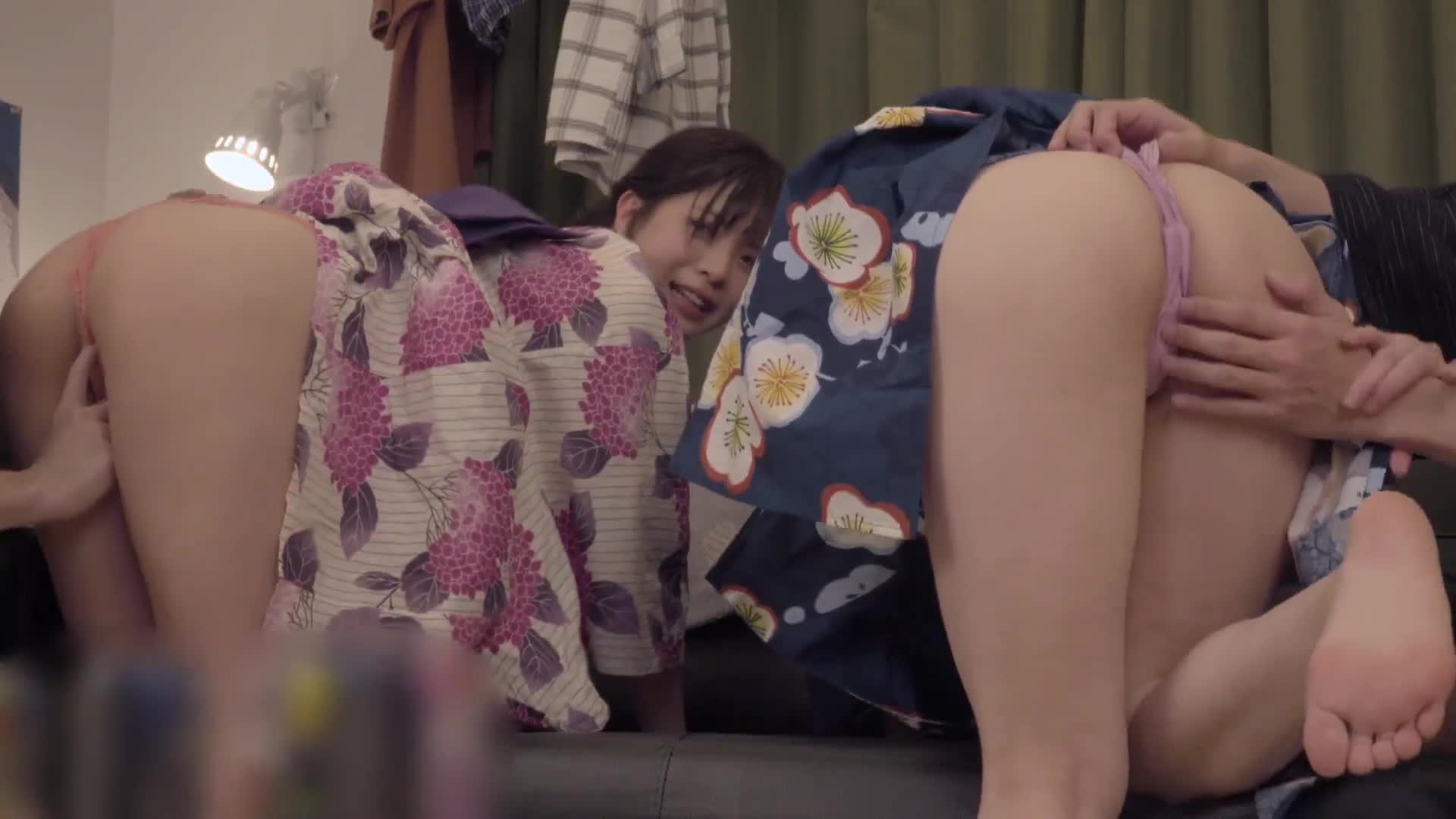 祭後穿著浴衣的女孩在宅飲宴中瘋狂玩樂！衣著露點過分性感，你會原諒今天的侵犯嗎？ - AV大平台 - 中文字幕，成人影片，AV，國產，線上看