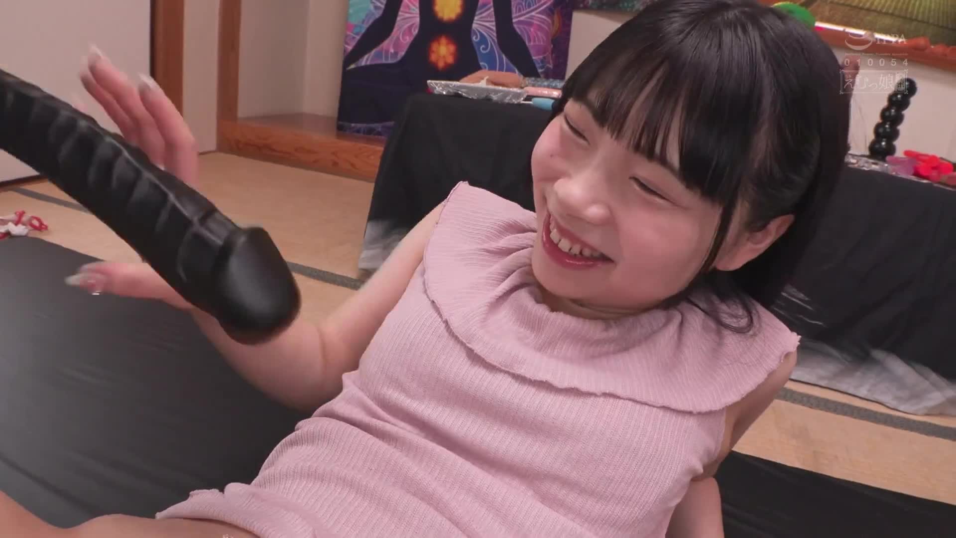 新人尻穴：朝露中的荡漾浅粉红肛门，未曾人知的纯白美少女AV出道 - AV大平台-中文字幕,成人影片,AV,国产,线上看