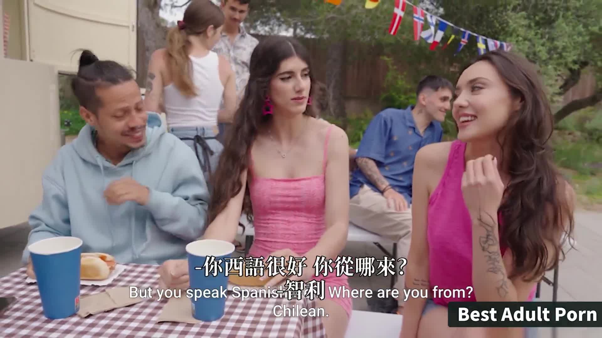 A slutty young woman eats all the dicks at a party - AV大平台-Chinese Subtitles, Adult Films, AV, China, Online Streaming