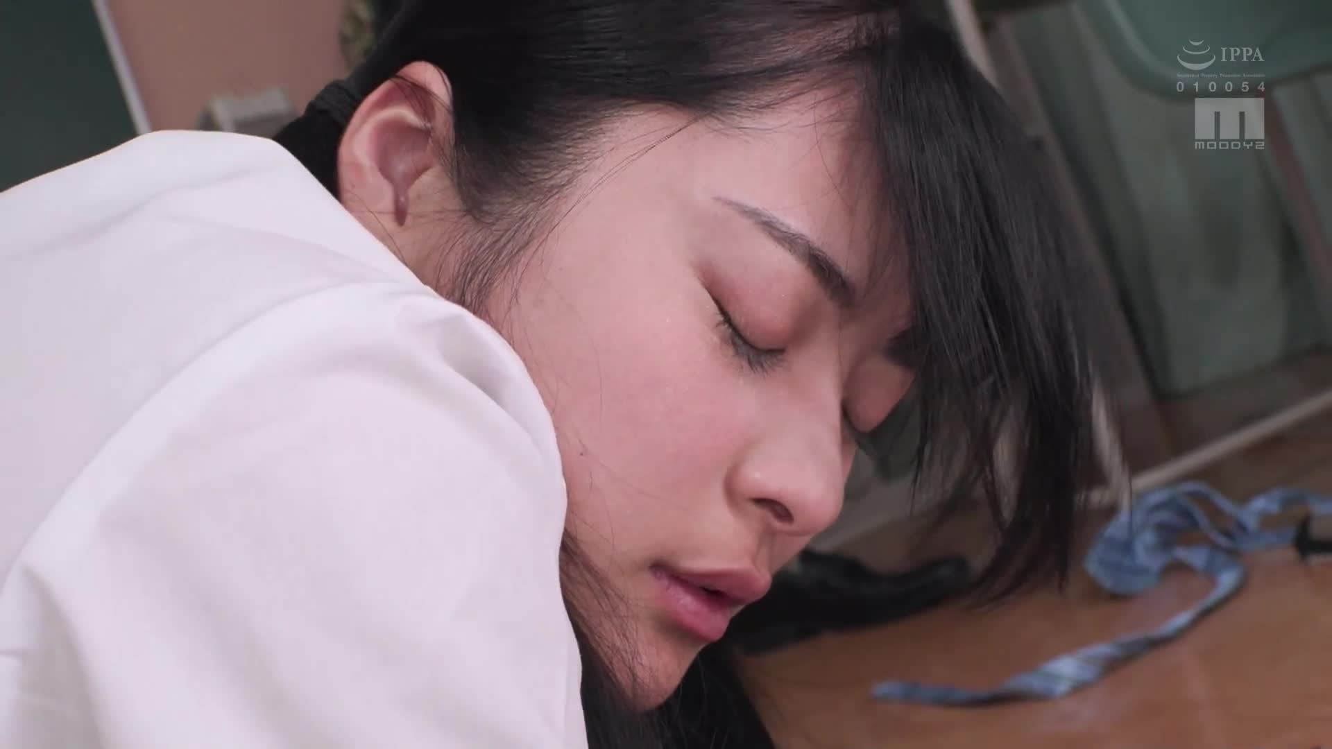 [AI Decoding Version]The school's best student wants to monopolize the teacher...He attacks her with a T-front that violates school rules! High-leg uniform seduced by Gyuin's pussy and soaked wet! Clit rubbing cowgirl creampie SEX Hina Nitori - AV大平台-Chinese Subtitles, Adult Films, AV, China, Online Streaming
