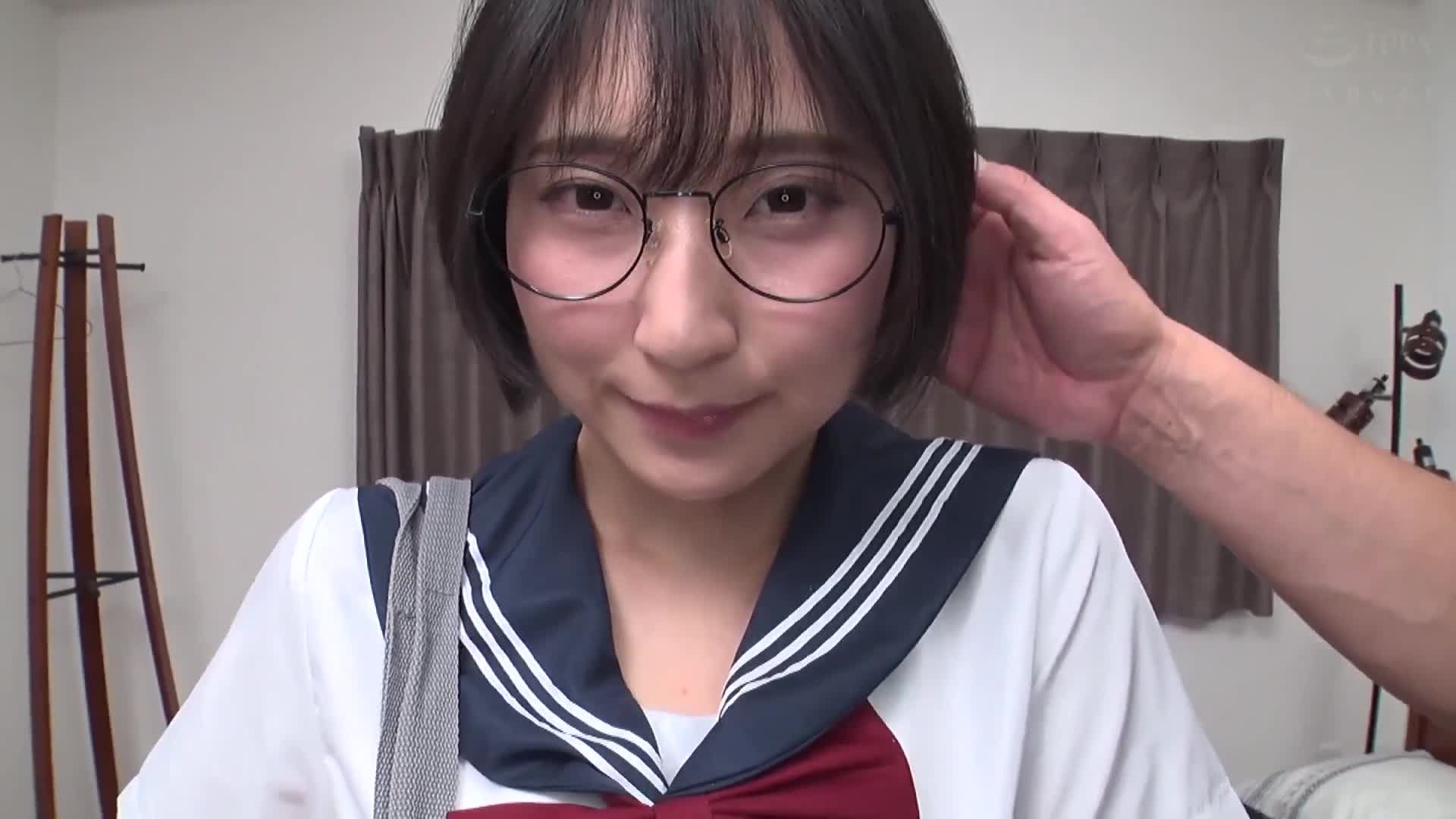 When I performed a perverted obscene act on an innocent girl wearing glasses... she looked curious and wanted... The first time I experienced the feeling of a raw penis, she said, ``This is my first time with the real thing.'' She collapsed with a melted face and climaxed with a plain cute and big-b... - AV大平台-Chinese Subtitles, Adult Films, AV, China, Online Streaming