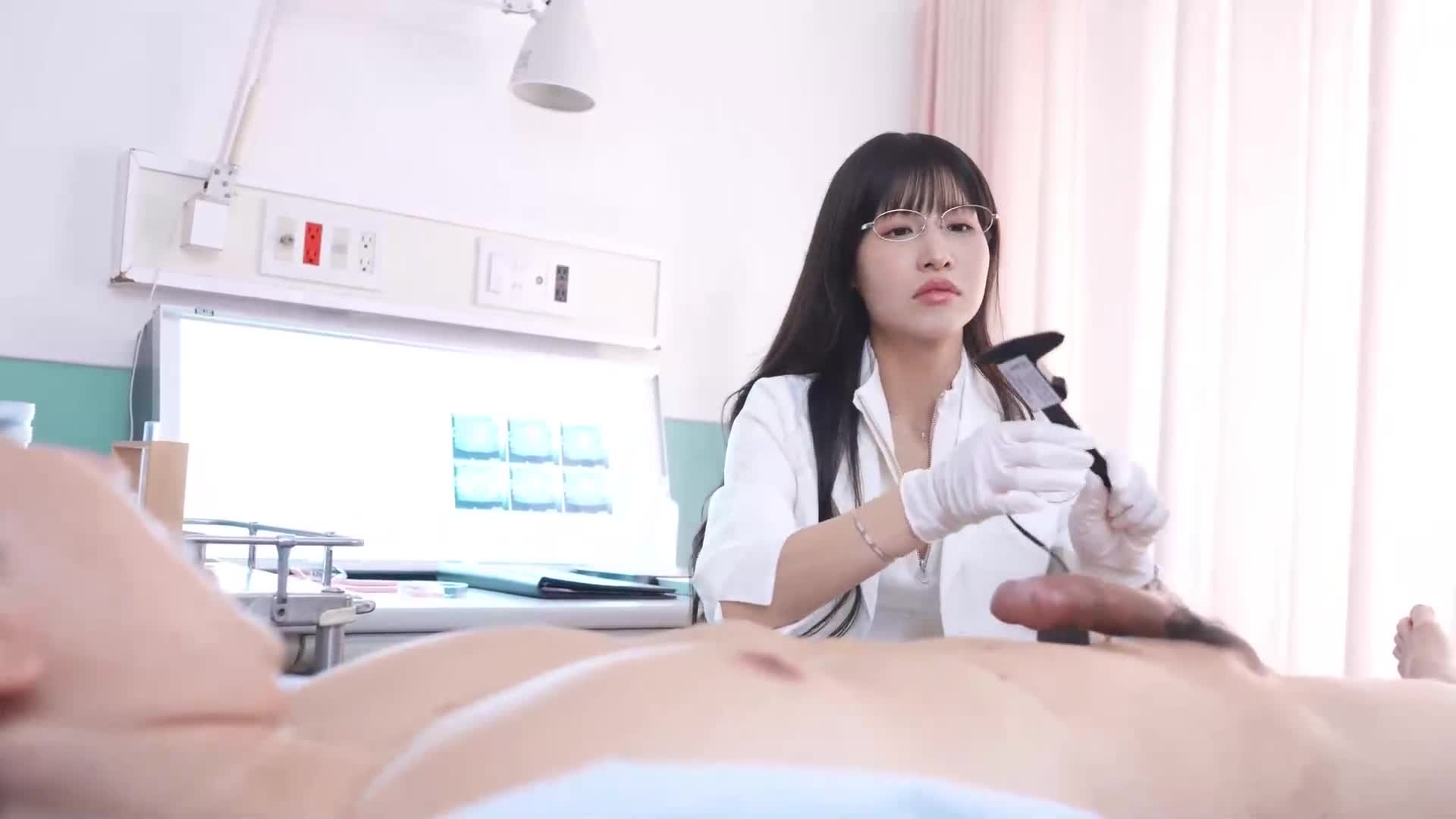 [AI Decoding Version]I was discovered to be the owner of a special semen that has a skin-beautifying effect, and I was isolated in a semen research lab as a test subject, and a beautiful slutty doctor forced me to cum in large quantities on my face many times every day. 18 semen shots that also cont... - AV大平台-Chinese Subtitles, Adult Films, AV, China, Online Streaming