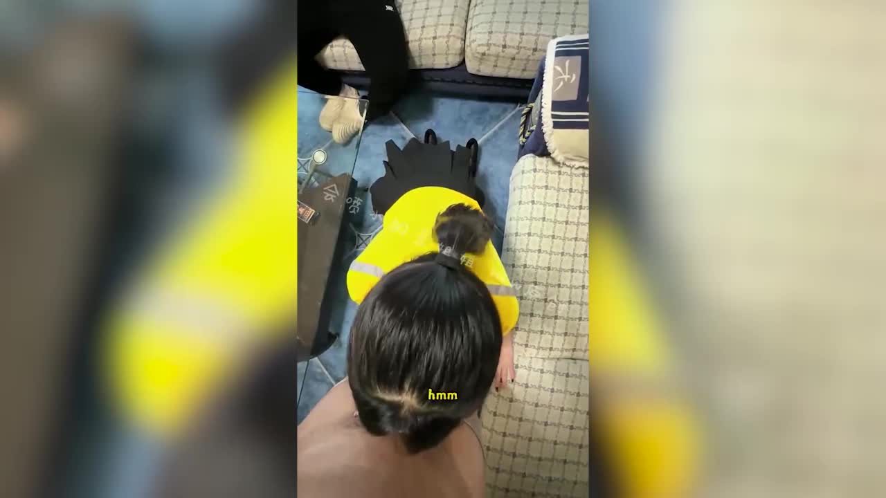 [My older sister who squirts water] A fan of the Calabash Brothers (a popular cartoon character) offered 5000 yuan to witness his sister squirting water during a day of being forced to work as a food delivery driver. - AV大平台-Chinese Subtitles, Adult Films, AV, China, Online Streaming