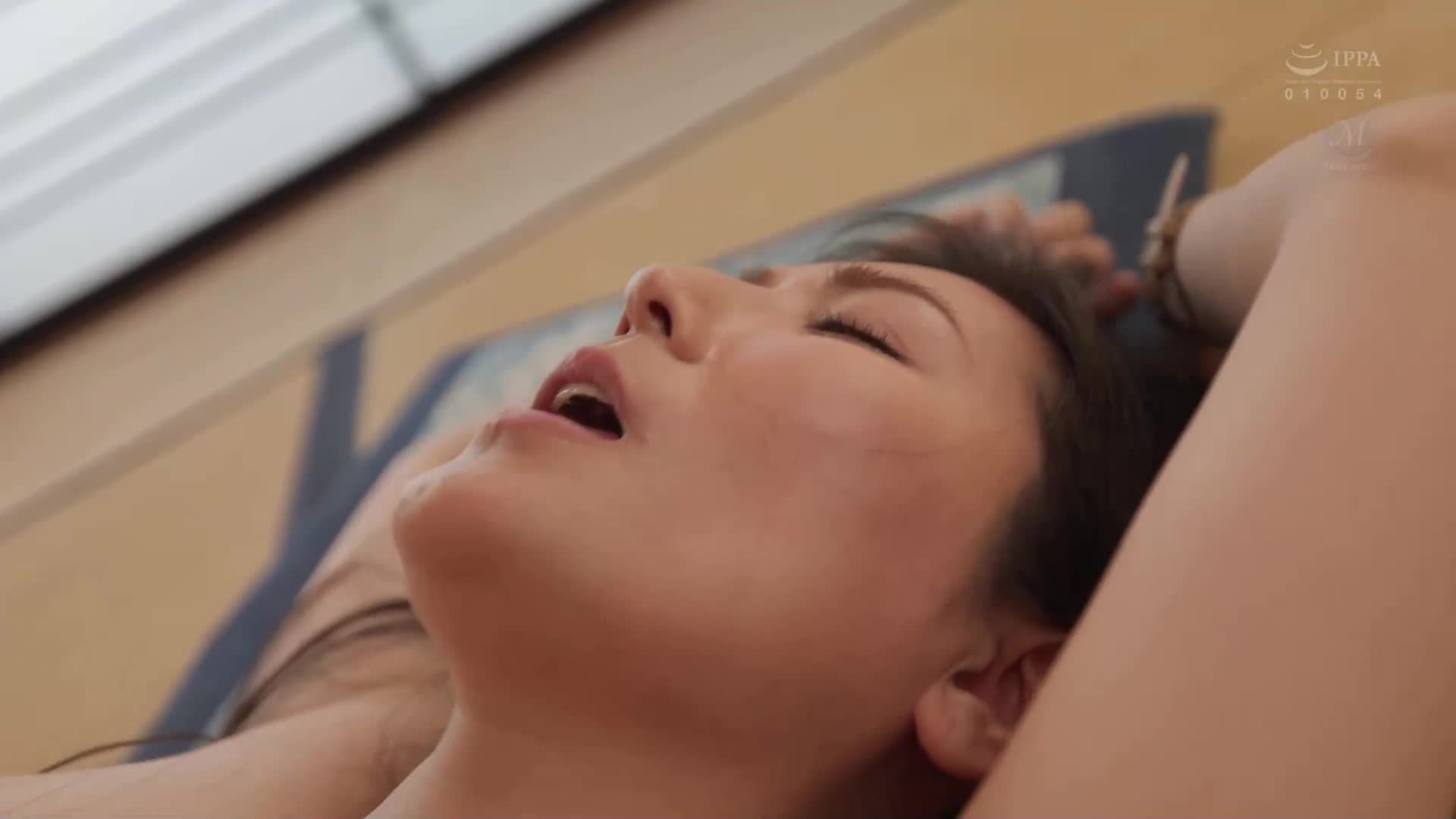 [AI解码版]《系列累计30万下载！ ！ 》 原作：HGT实验室 自治会的人妻非常H。真人版 诱惑着处男的人妻们解苦＆压倒性的诱惑淫态完整版再次实景化！ ！ - AV大平台-中文字幕,成人影片,AV,国产,线上看