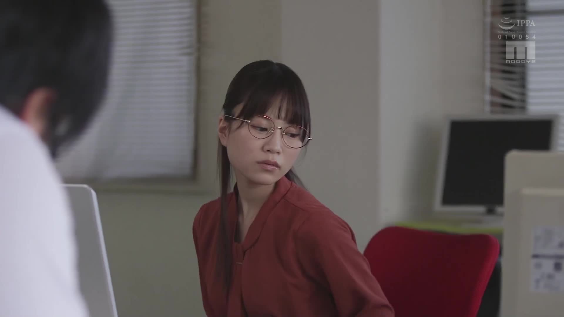 「不要對我犯下來嗎...」 低調內向的巨乳辦公室職員利用我的不正行為引誘強姦的痴態中出肉便器 天宮花南 - AV大平台 - 中文字幕，成人影片，AV，國產，線上看