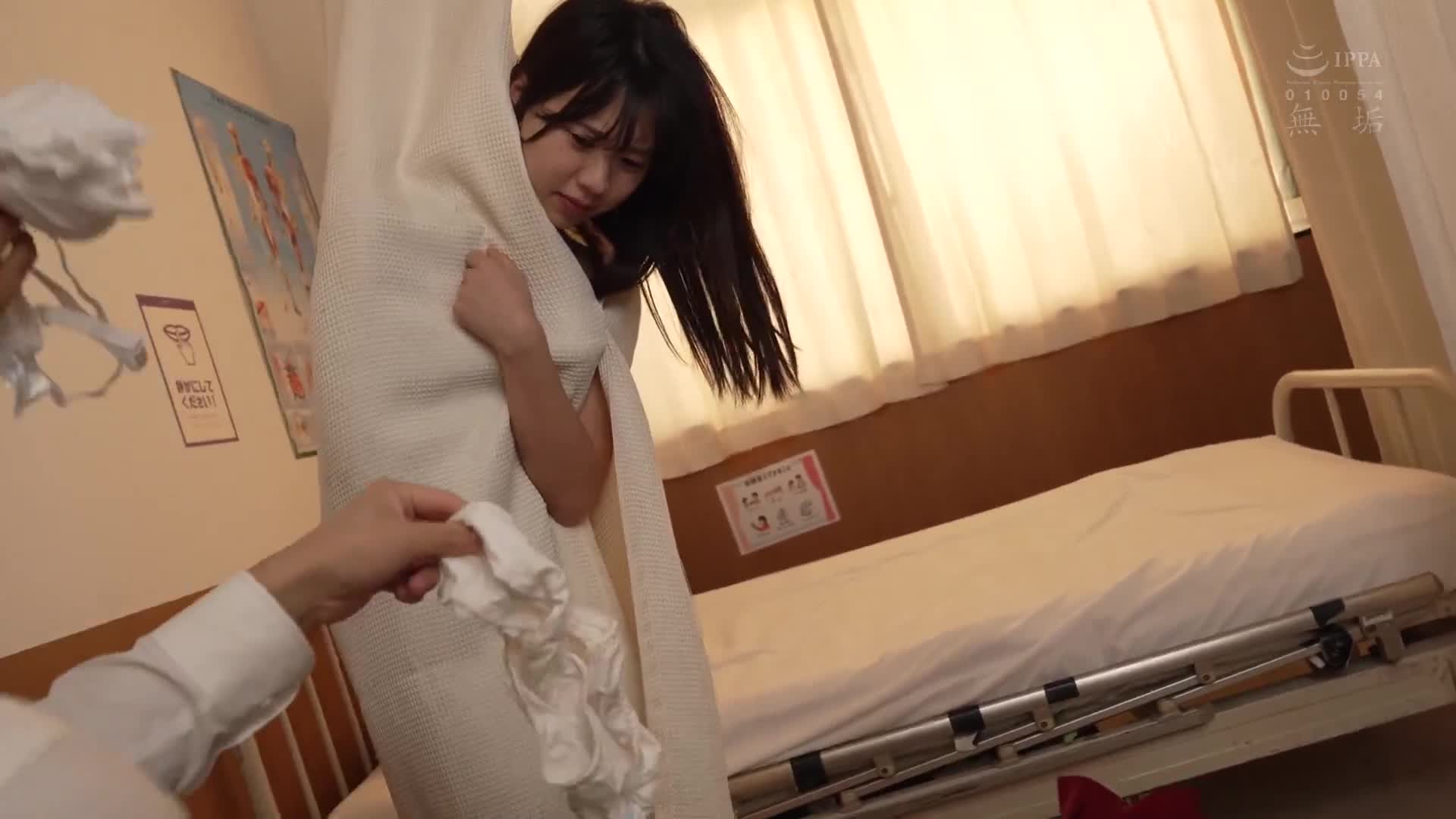 就在畢業紀念日最後一次強姦吧w 一個即將前往東京的美少女被超強壯男子上下夾擊口暴及自私內射持續被侵犯 五芭 - AV大平台 - 中文字幕，成人影片，AV，國產，線上看